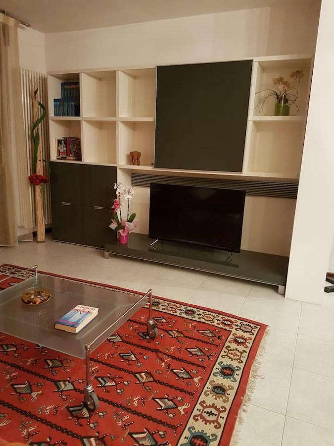 Residenza Annalisa Apartment Тори ди Куартезоло Екстериор снимка