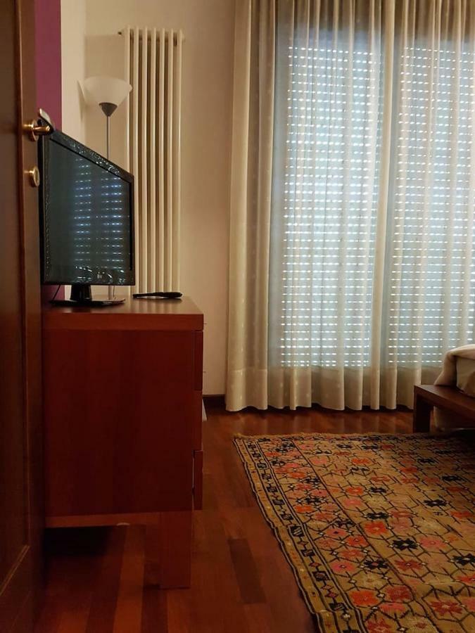 Residenza Annalisa Apartment Тори ди Куартезоло Екстериор снимка