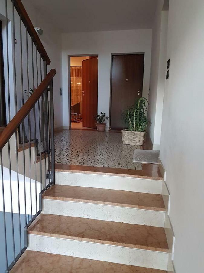 Residenza Annalisa Apartment Тори ди Куартезоло Екстериор снимка
